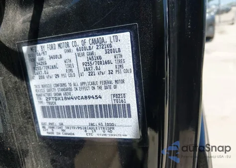 1997 Ford F-150 Lariat/Xl/Xlt from USA, damaged, VIN 2FTDX18W4VCA89454